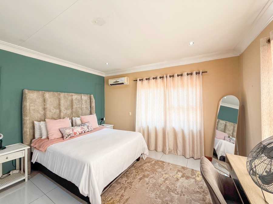 4 Bedroom Property for Sale in Eagles Landing North West